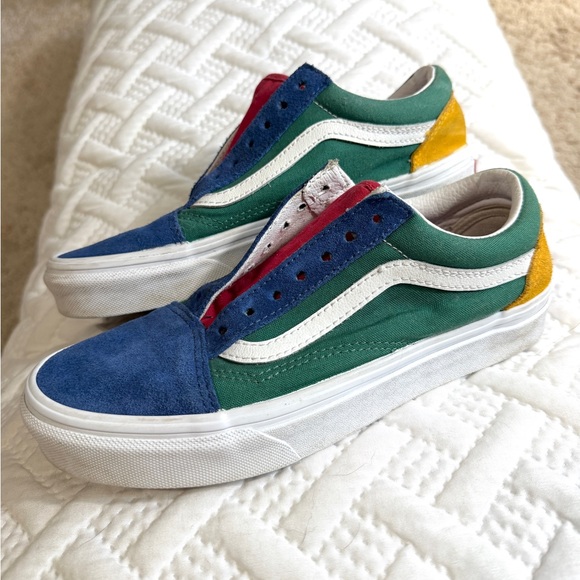 Vans Shoes - Vans Old Skool Yacht Club Men's Size 5 Women's Size 6.5 Skate Shoes VN0A38G1R1Q